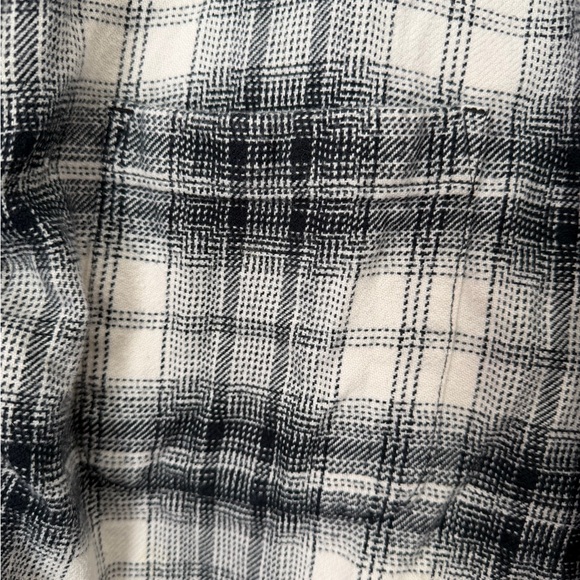 Shacket - Picture 2 of 7